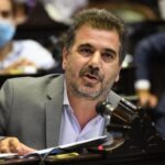 El Pro presenta su primera acción judicial contra LLA